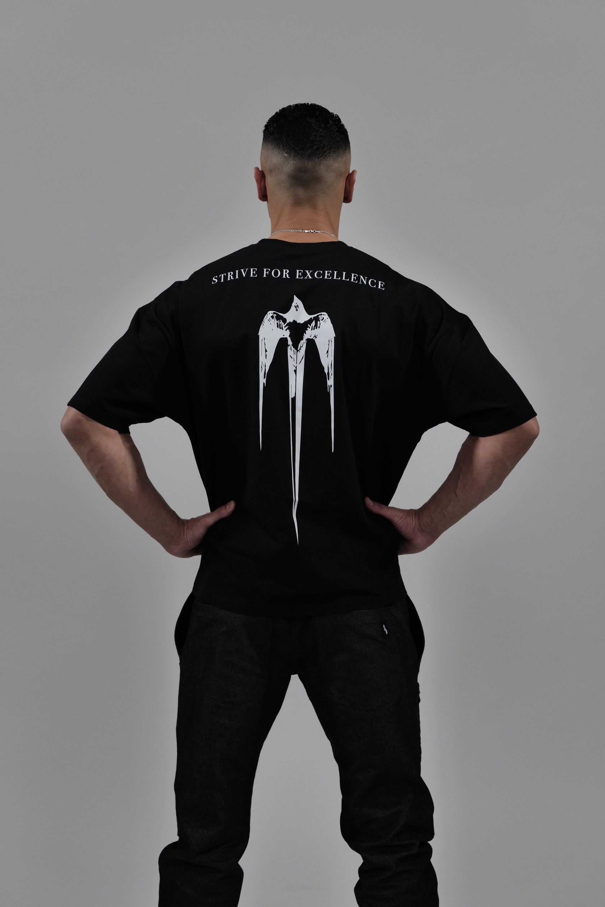 BS "EXCELLENCE" Heavy Oversizedshirt - Backprint mit Adlermotiv - theblessed