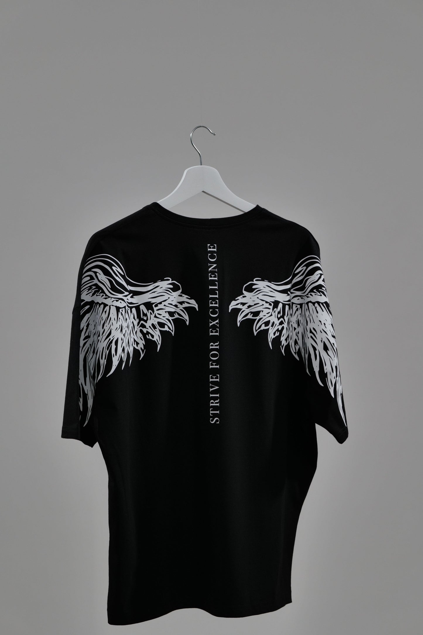 BS "ASCENDER" - Heavy Oversizedshirt mit Flügelmotiv/Ärmelbackprint - theblessed